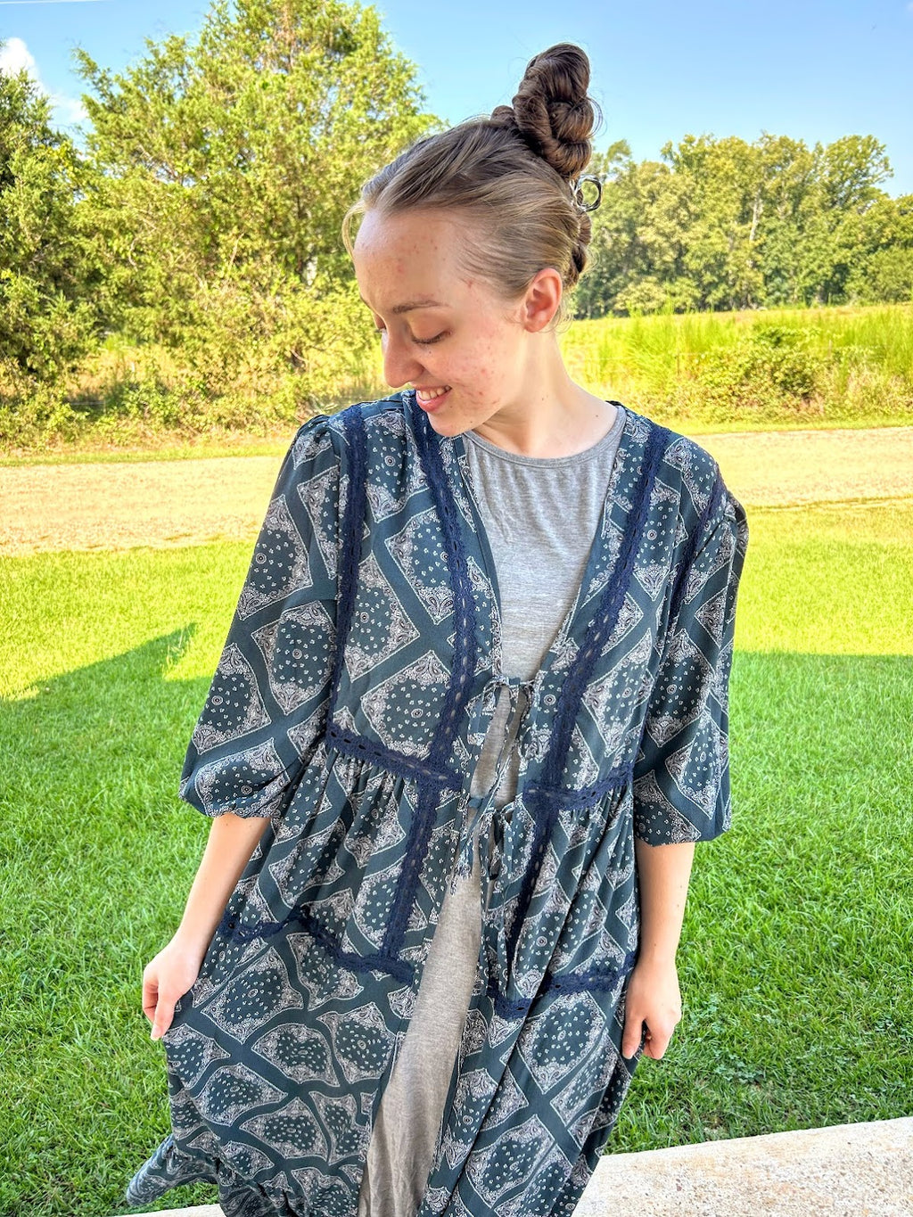 GiGiO Bandana Print Tie Front Kimono Dress