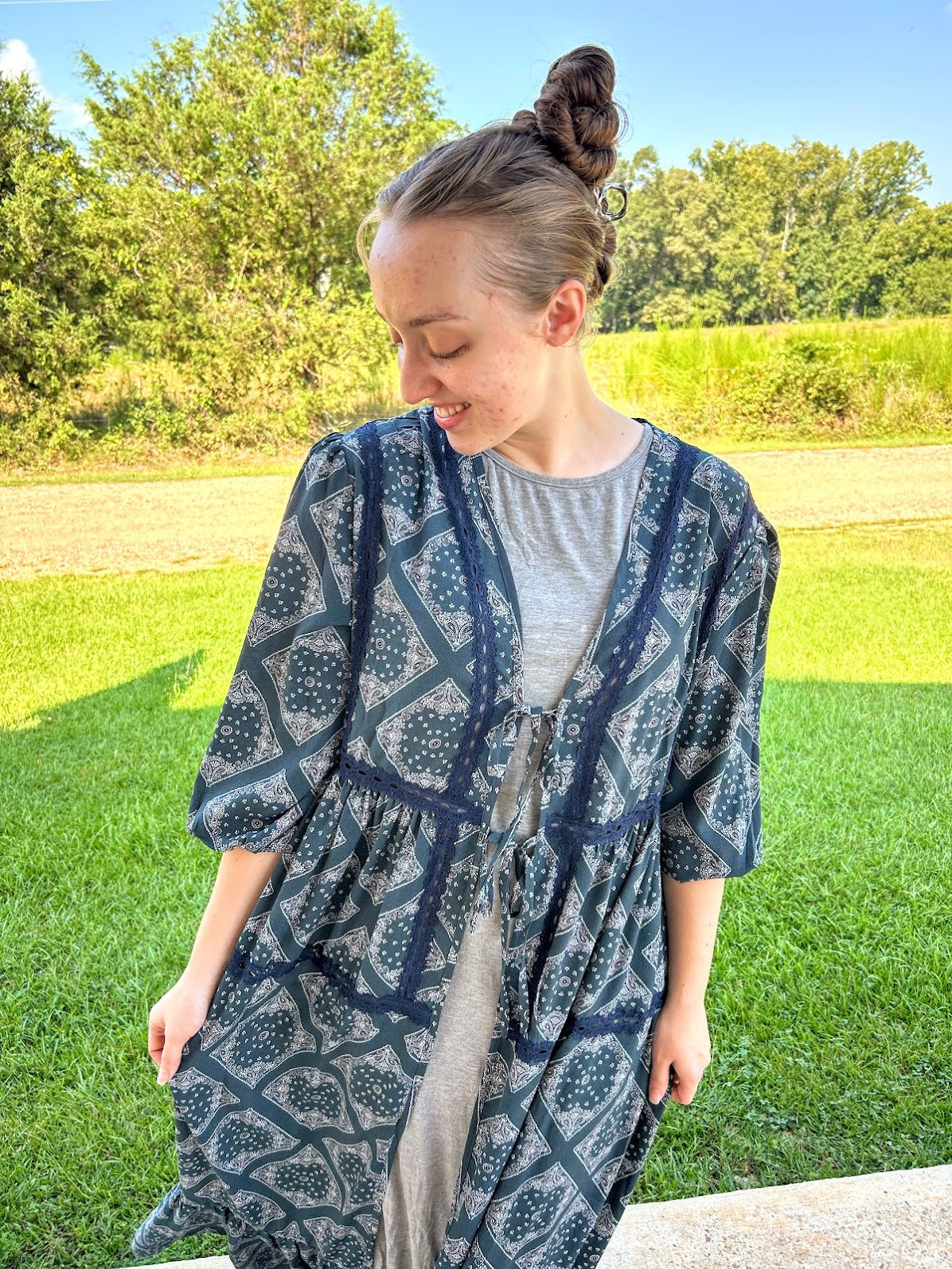 GiGiO Bandana Print Tie Front Kimono Dress