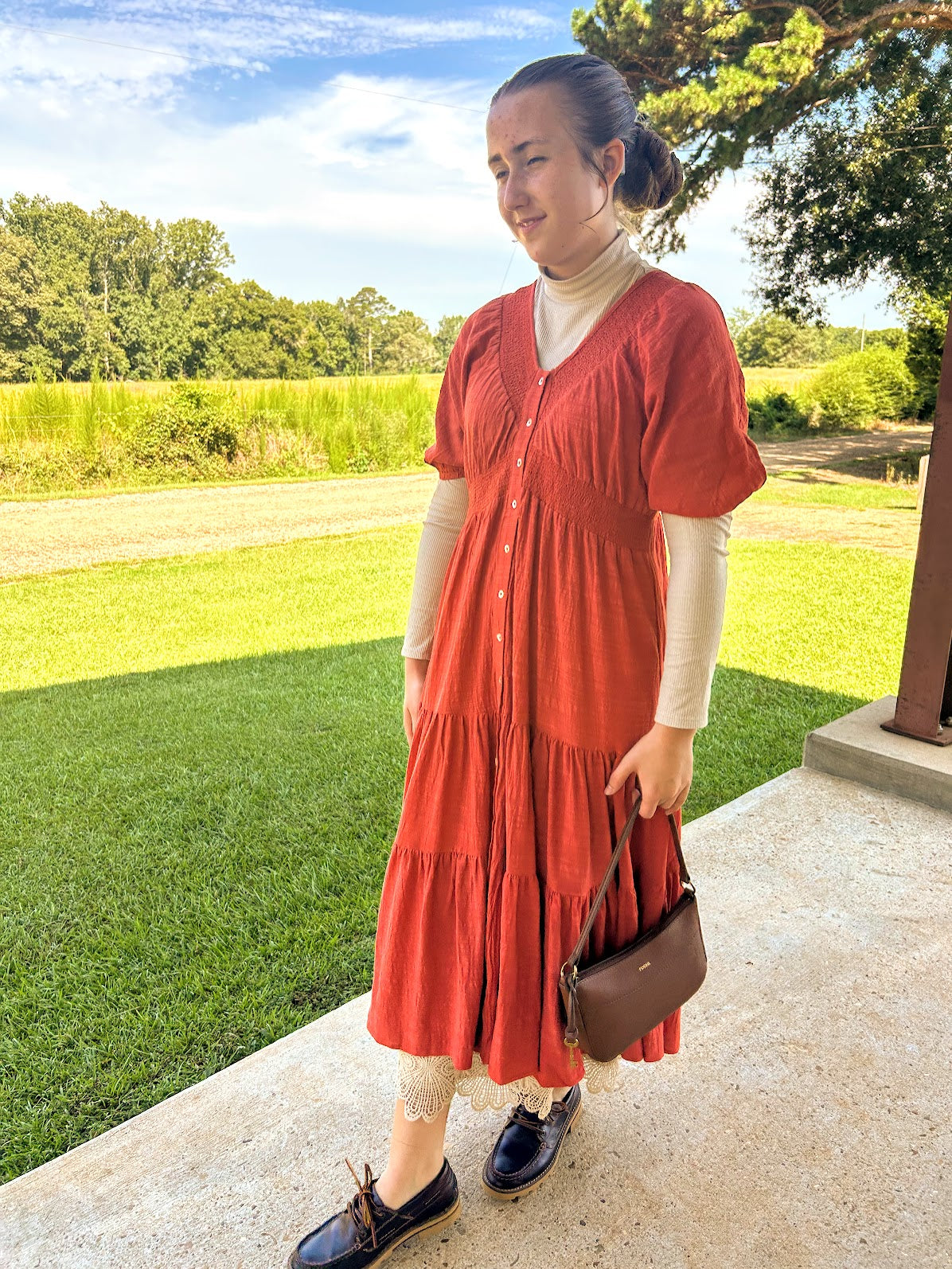 Easel Short Sleeve Tiered Linen Dress
