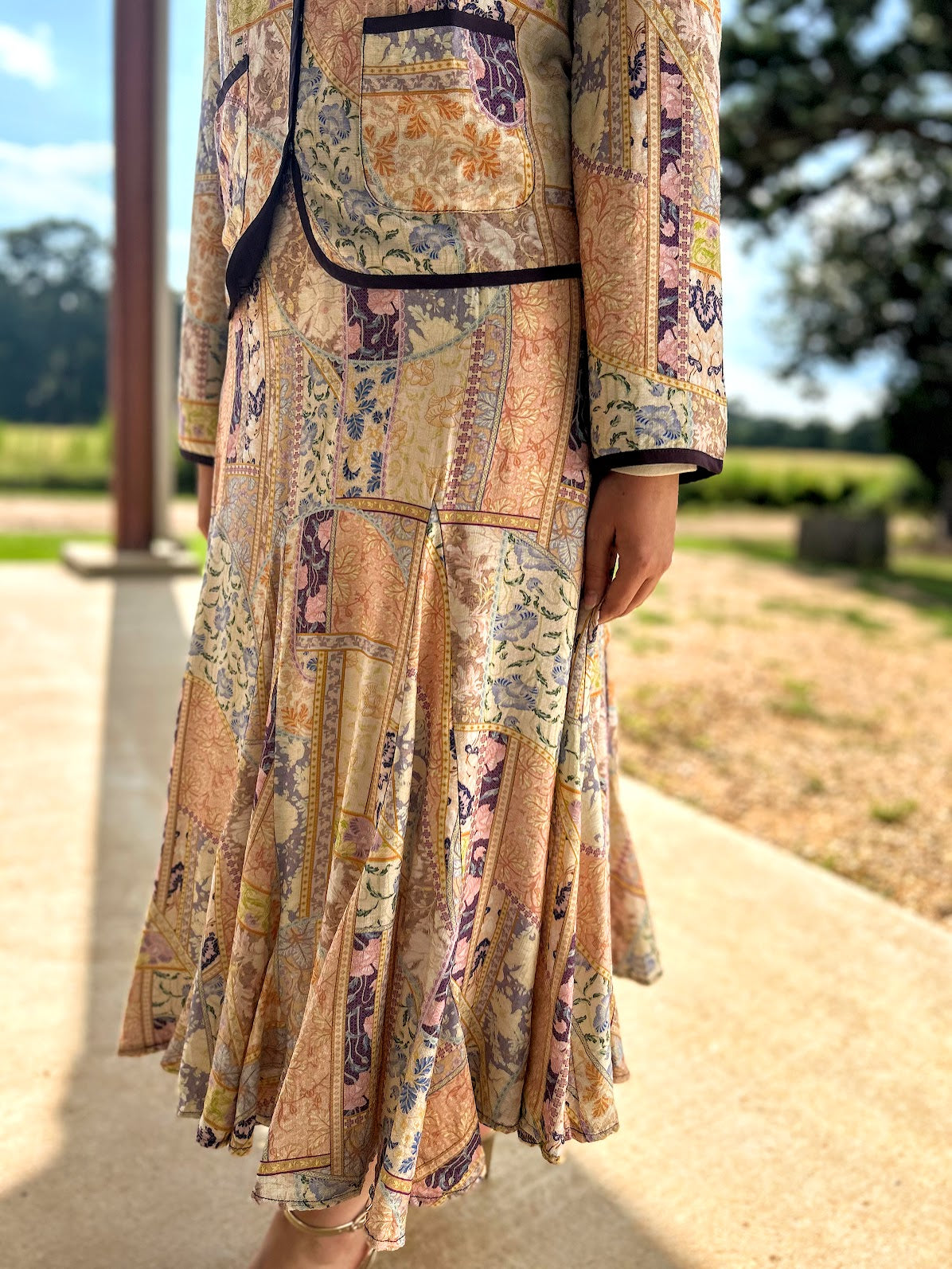 GiGiO Printed Voluminous Frill Hem Dress + Jacket || Set